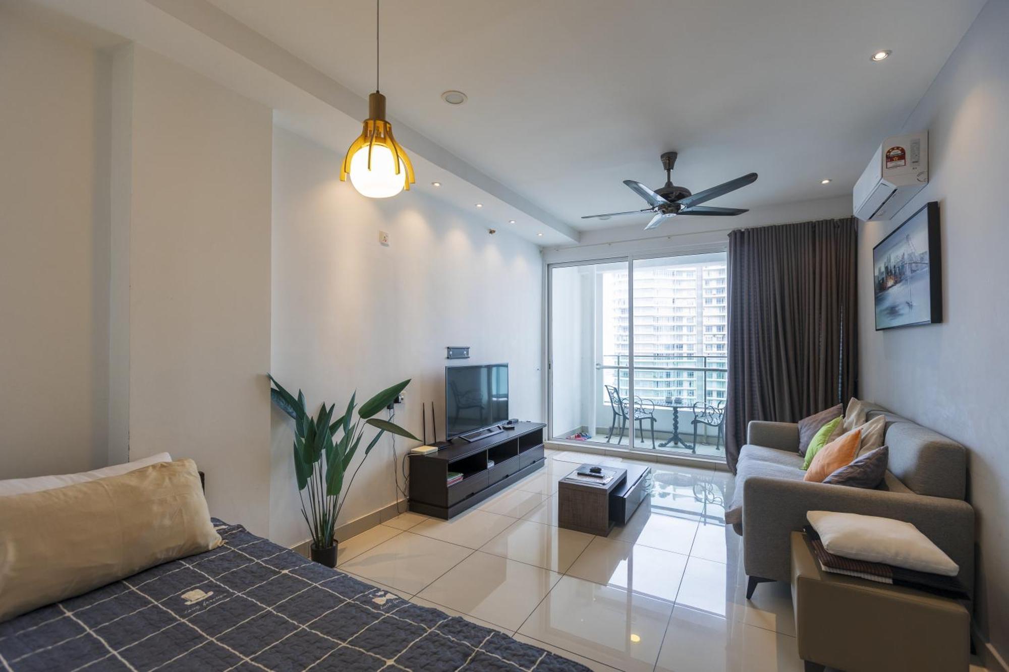 Sky Suites George Town Exterior foto